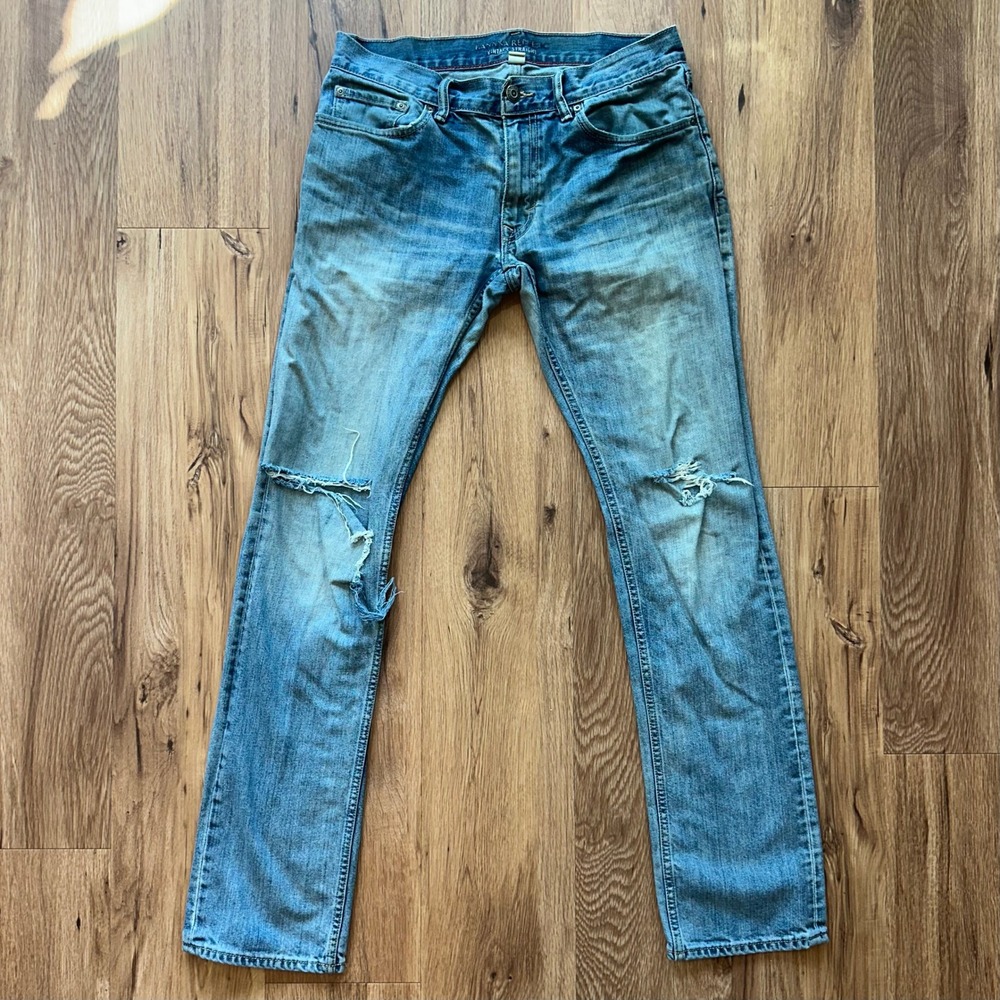 Banana Republic Vintage Straight Jeans Men's‎ 31x34 Blue Distressed 100% Cotton